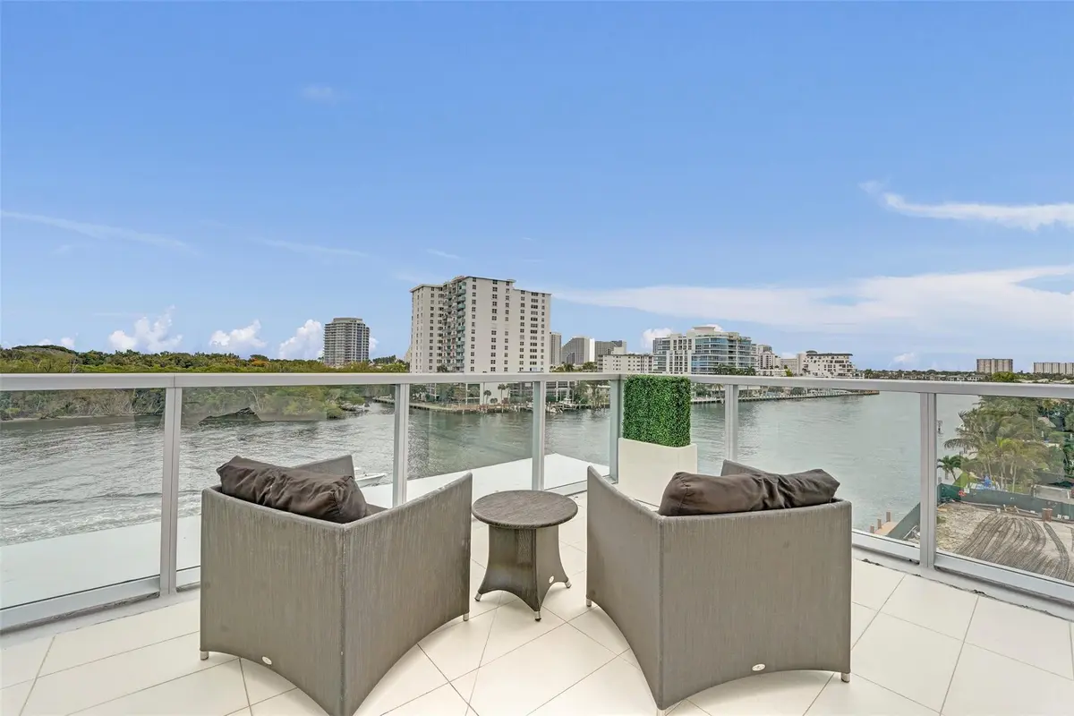 Photo 2 at 920 Intracoastal Drive 503, Fort Lauderdale