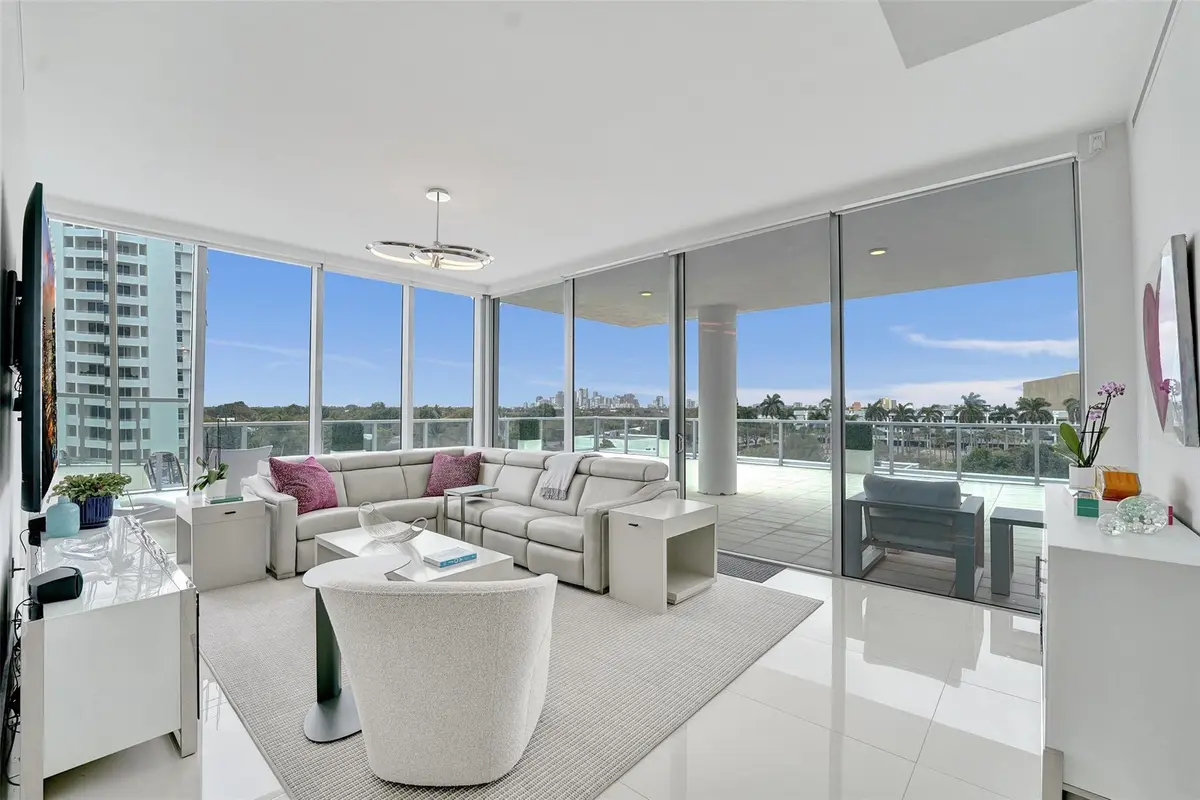 Photo 7 at 920 Intracoastal Drive 503, Fort Lauderdale