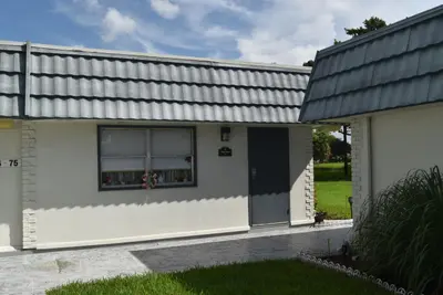 75 WATERFORD D, Delray Beach – Villa for sale