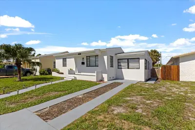 1227 N OCEAN BREEZE, Lake Worth Beach – Single Family Residence for sale