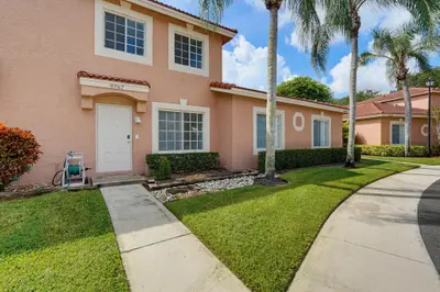 9767 Kamena Circle, Boynton Beach – Townhouse for rent