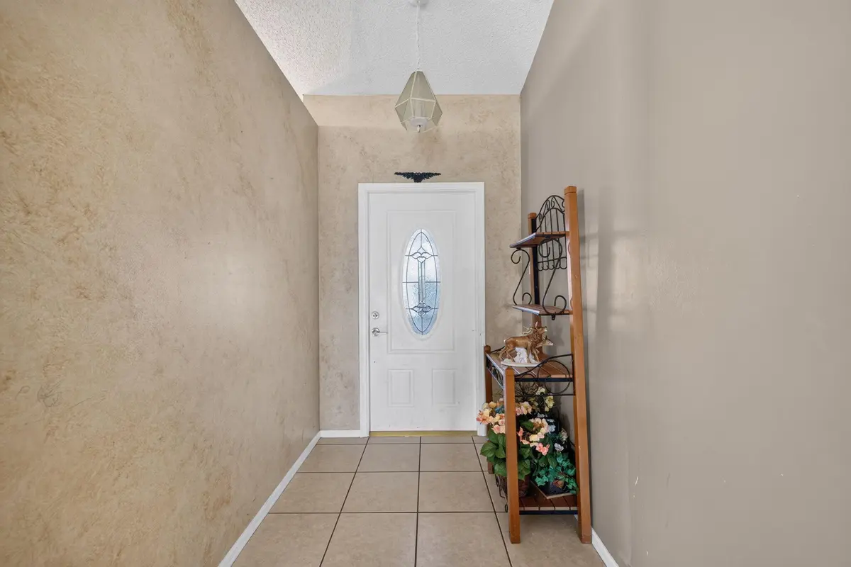 3-web-or-mls-3A5A4981 at 628 Stanford Lane, Port St. Lucie