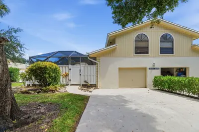 12501 WOODMILL Drive, Palm Beach Gardens – Townhouse for sale