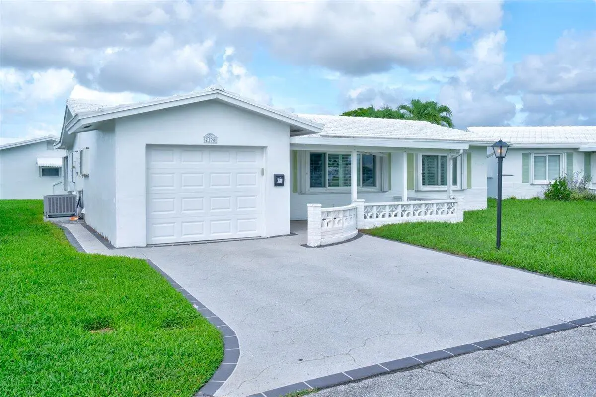 03-2198 SW 12th-1 at 2198 SW 12th Avenue, Boynton Beach
