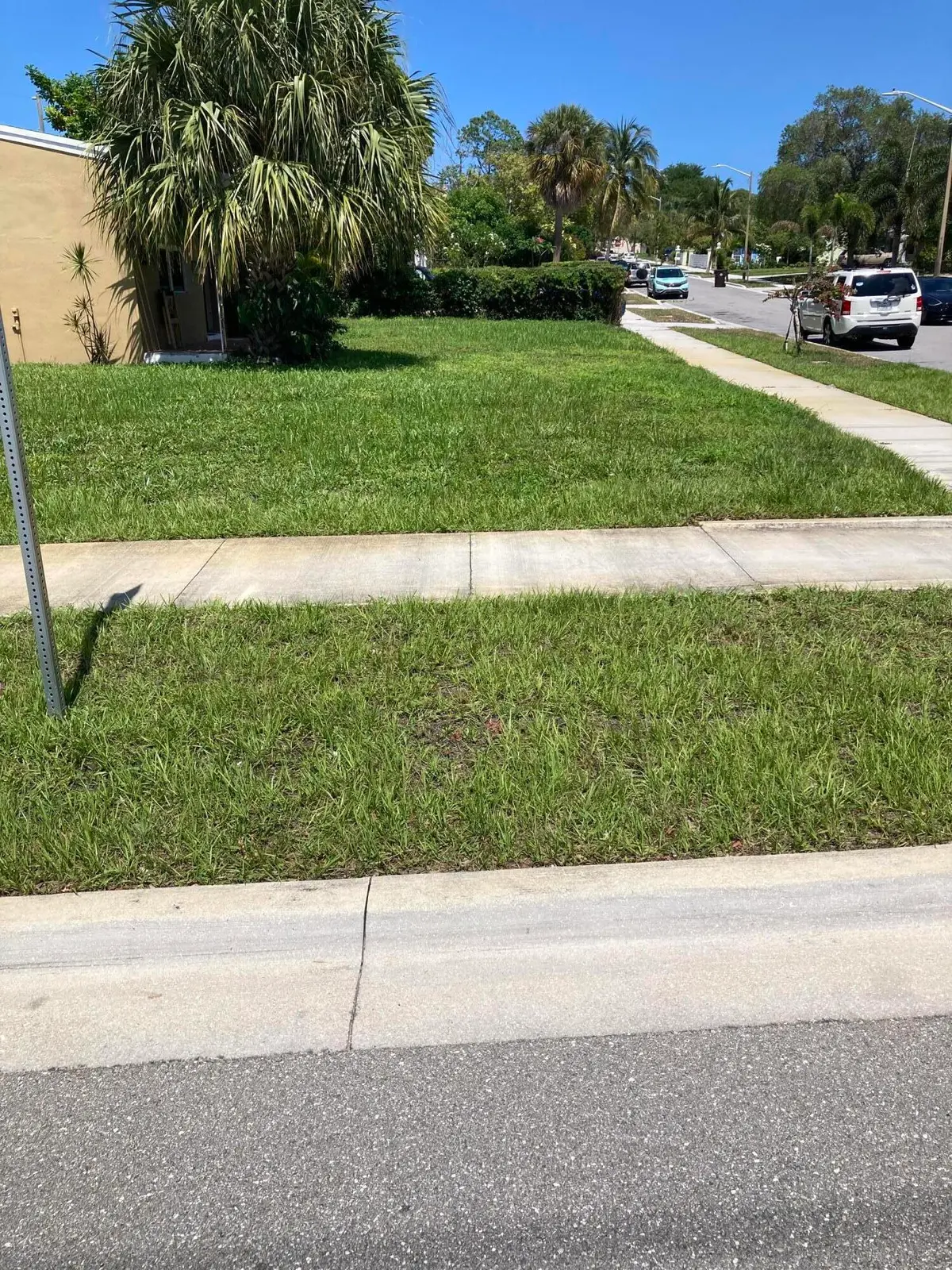 939 35TH Street, West Palm Beach, FL – photo 1