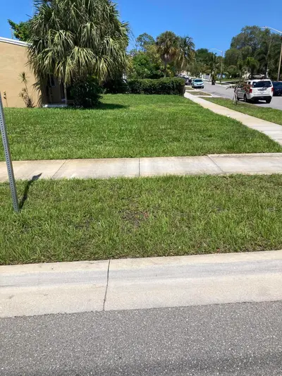 939 35TH Street, West Palm Beach – Triplex for sale