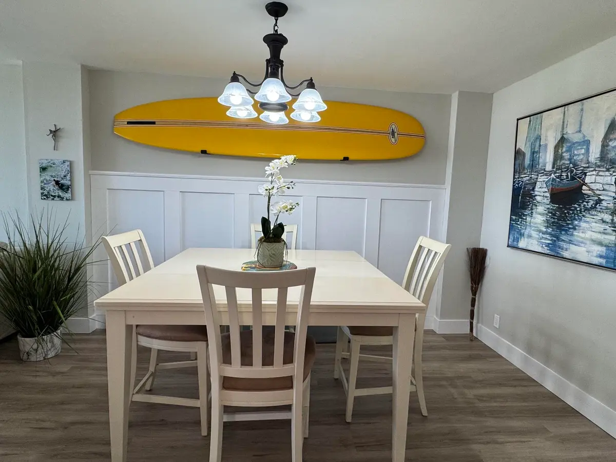 JH 707 dining 2 at 305 N POMPANO BEACH Boulevard 707, Pompano Beach