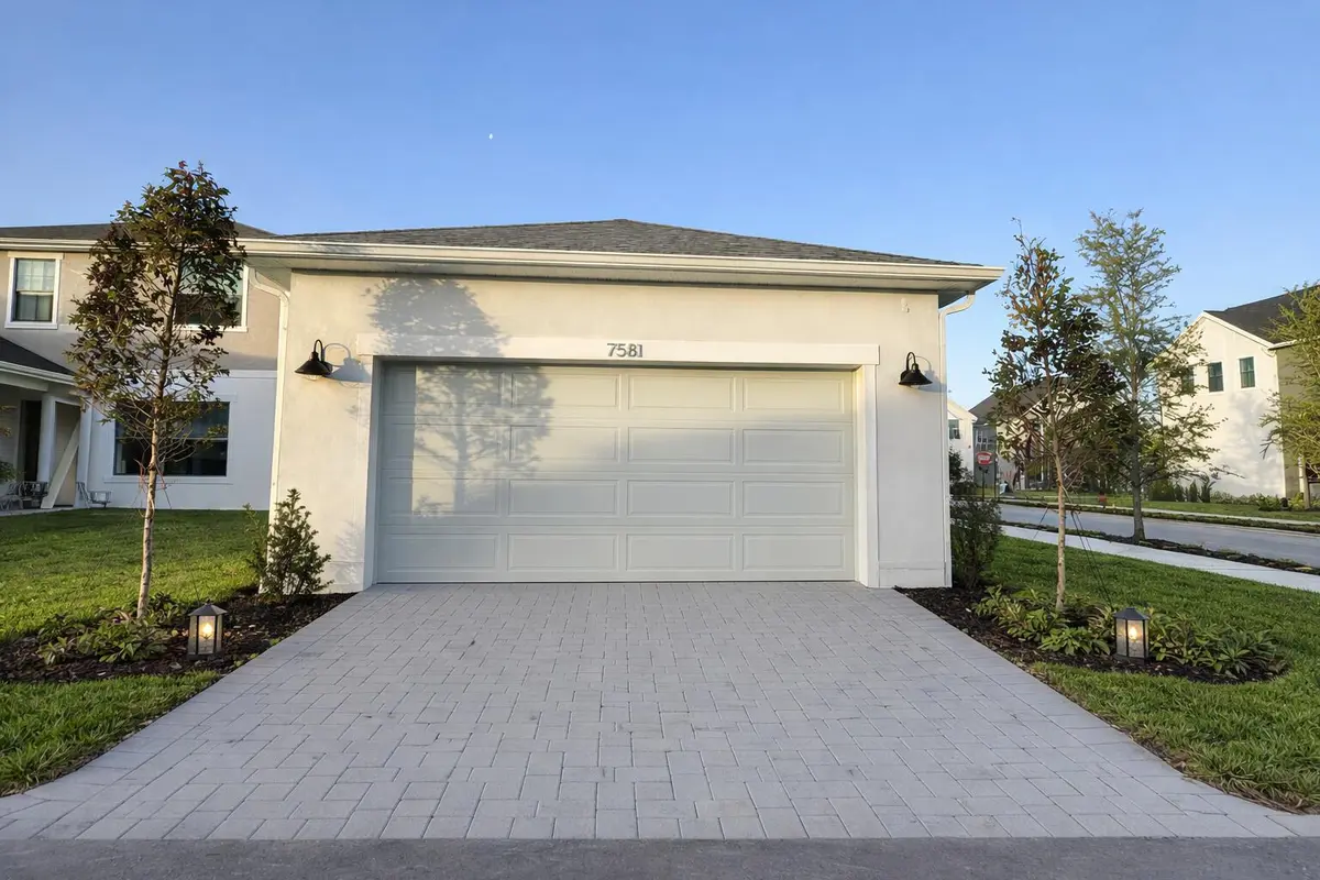 Car Garage at 7581 SW Hosford Street, Palm City
