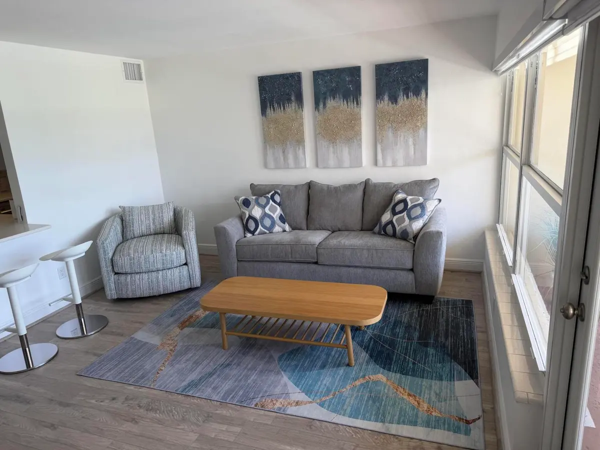 IMG_1807 at 4836 NE 23rd Avenue 17, Fort Lauderdale