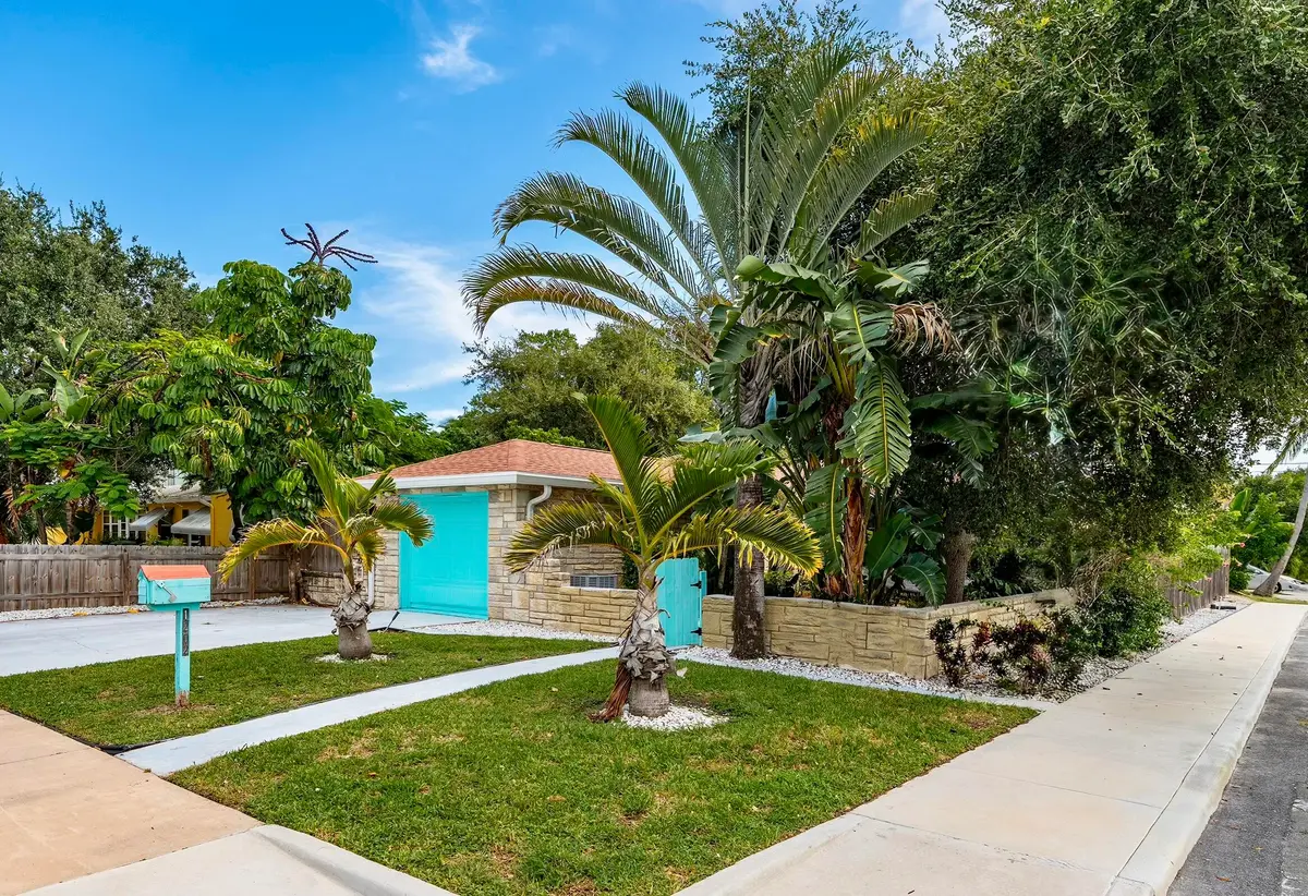 Mls-Res--2.1 at 1202 N K Street, Lake Worth Beach