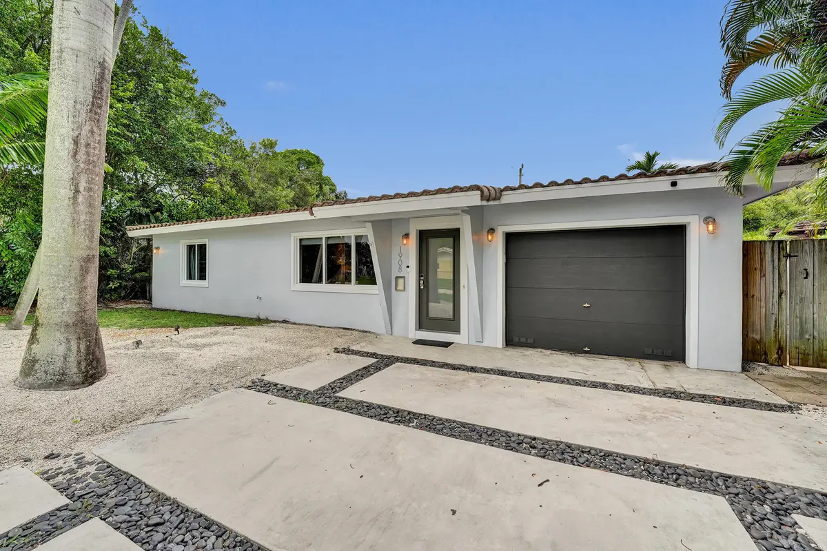 DSC09197 at 1908 NE 27th Drive, Wilton Manors