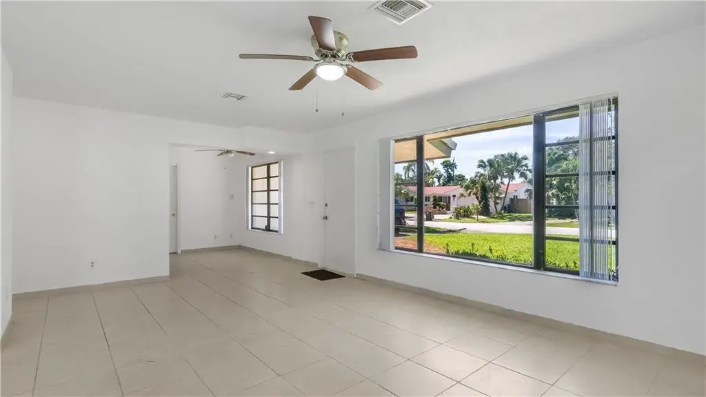 Photo 5 at 2161 NE 35TH Street, Lighthouse Point