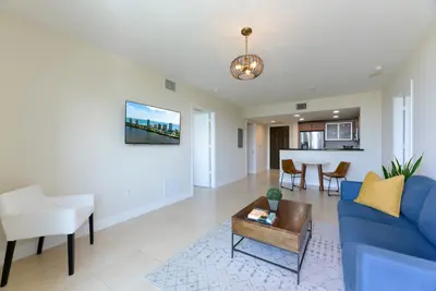 610 Clematis Street, West Palm Beach – Condominium for sale
