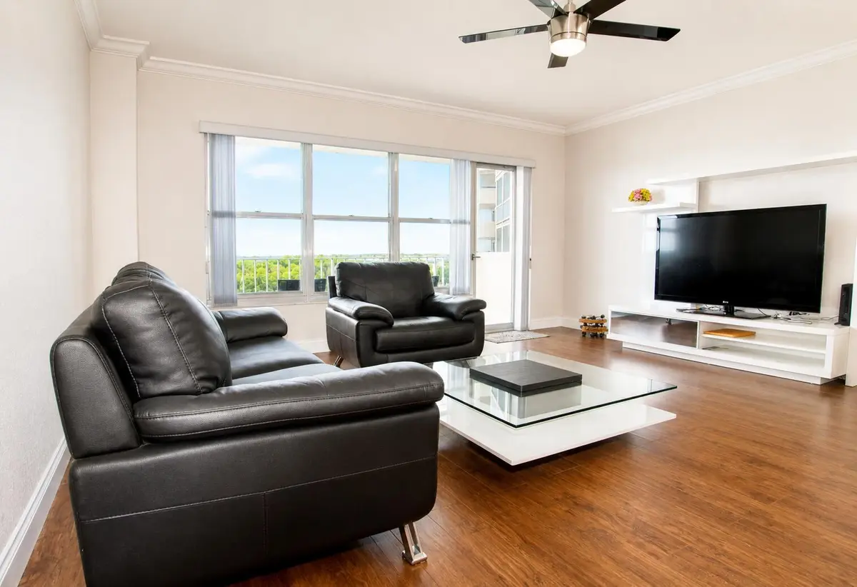 40D4DDEB-823E-4719-8B17-8F6815DCB161 at 10777 W Sample Road 716, Coral Springs