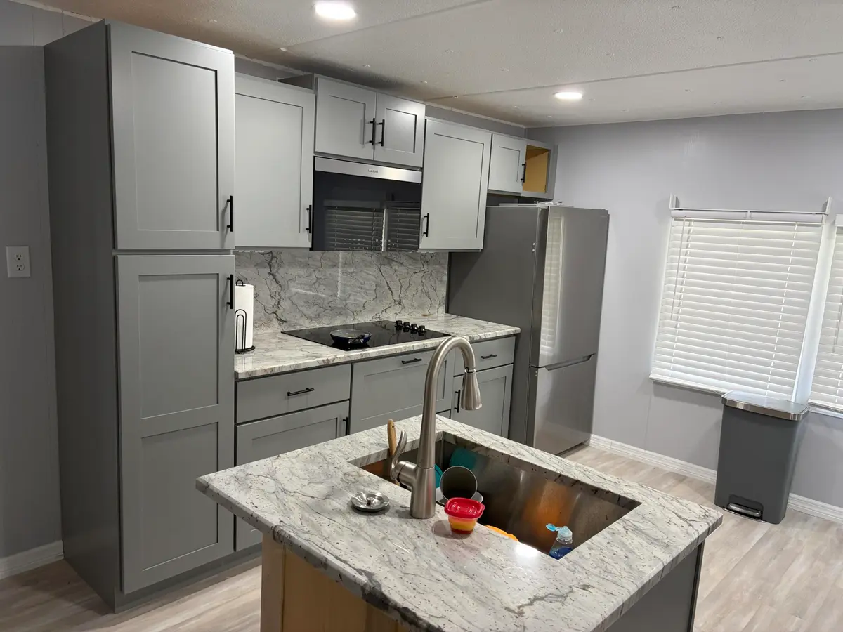 05_beyc6a84a3c1b777d at 11055 SE Federal Highway 19, Hobe Sound