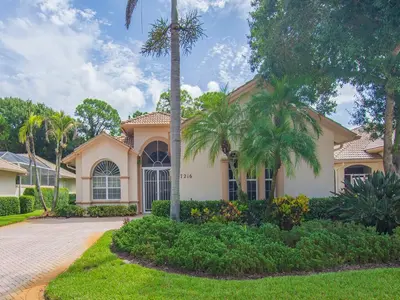 7216 Mystic Way, Port St. Lucie – Single Family Residence for sale