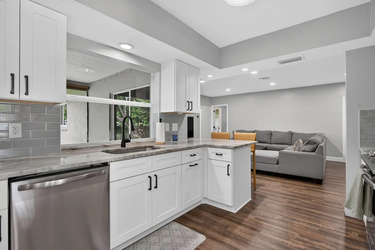 19-web-or-mls-1717-0224 at 1717 NW 36TH Court, Oakland Park