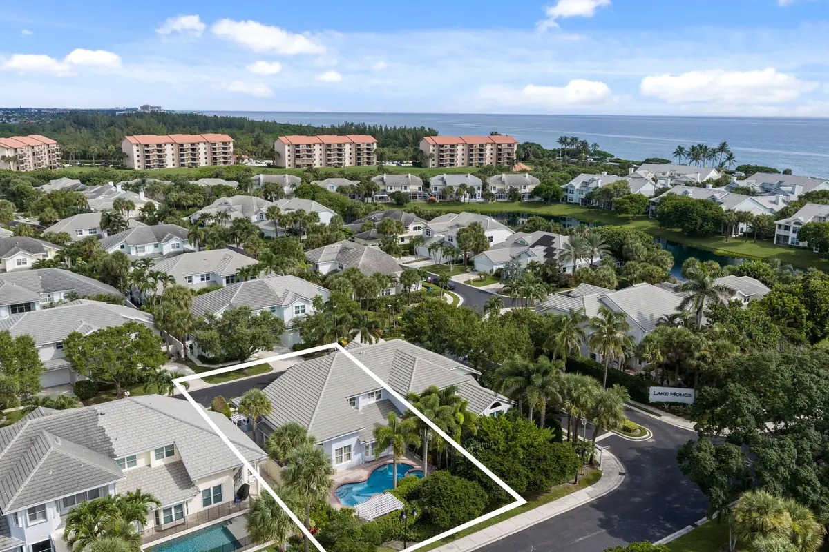 Aerial at 3071 Mainsail Circle, Jupiter
