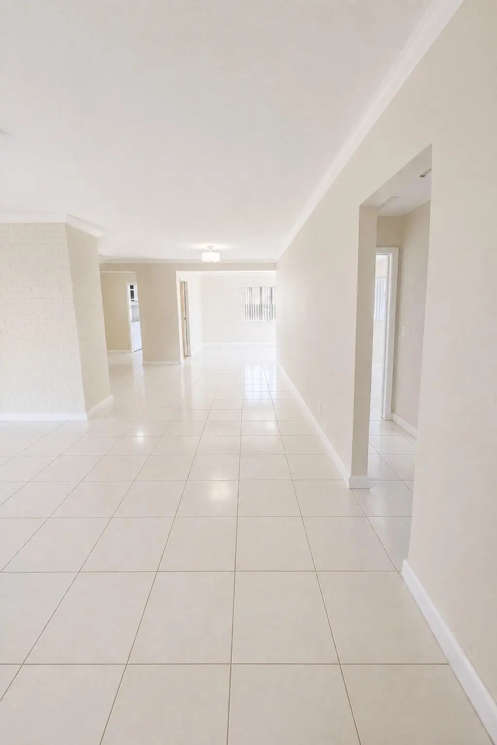 0c4dc523-8424-43f7-a433-4023e3ec63eb at 3614 TAYLOR Street, Hollywood