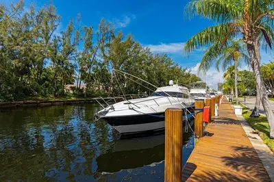 6449 BAY CLUB Drive 4, Fort Lauderdale – Condominium for rent