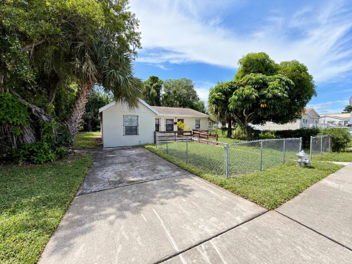 ChatGPT Image 13 sept 2026, 09_28_28 p.m at 706 23RD Street, West Palm Beach