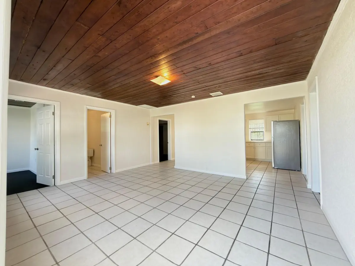 WhatsApp Image 2026-09-10 at 19.04.35 at 706 23RD Street, West Palm Beach