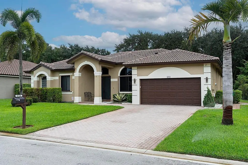 5734 NW 50th Dr - - 550 at 5734 NW 50th Drive, Coral Springs