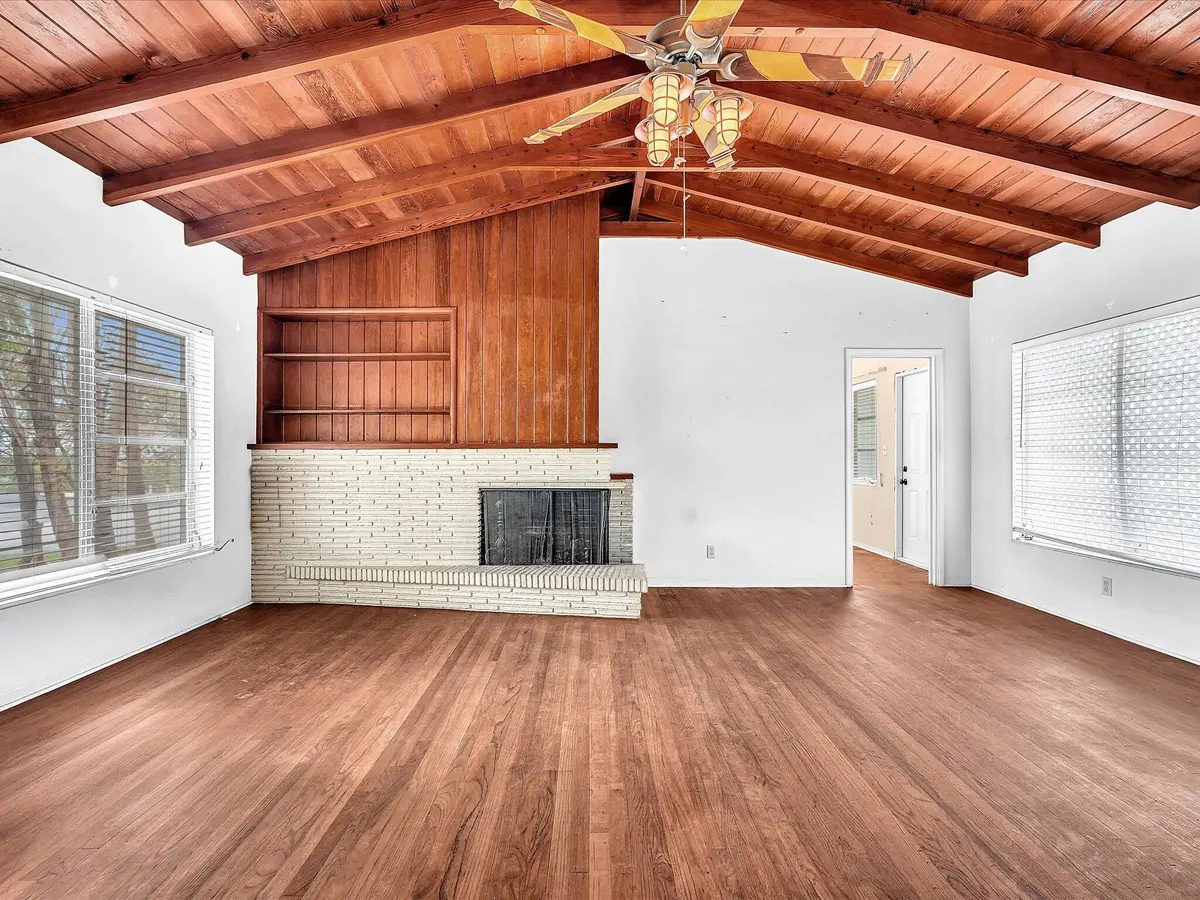 Living Room at 702 S RIVERSIDE Drive, Pompano Beach