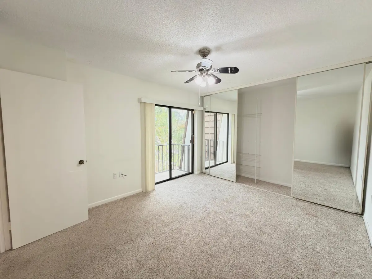 WhatsApp Image 2026-09-12 at 10.43.20 (6 at 710 7th Lane, Palm Beach Gardens