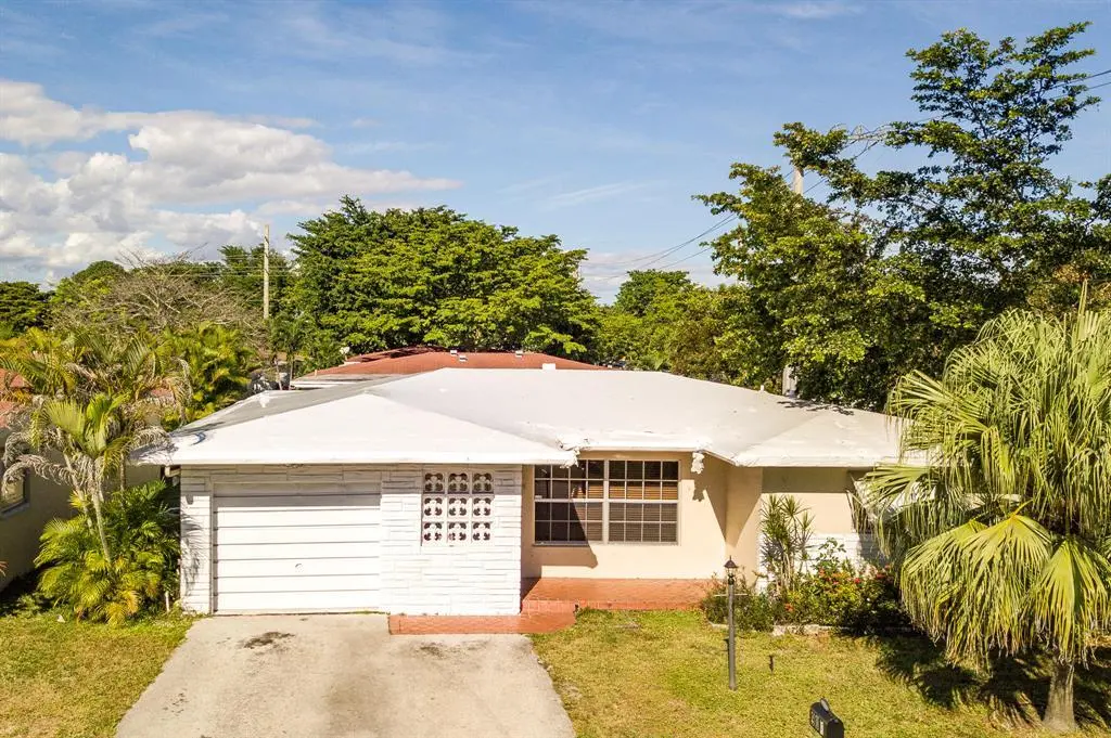 pic A01 at 901 NW 48th Place, Pompano Beach