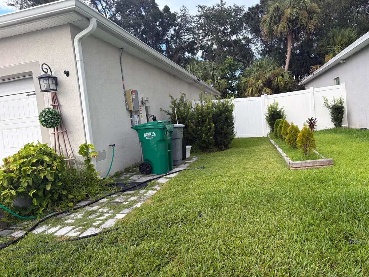 IMG_1941 at 5250 Oakland Lake Circle, Fort Pierce