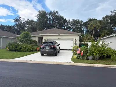 5250 Oakland Lake Circle, Fort Pierce – Single Family Residence for rent