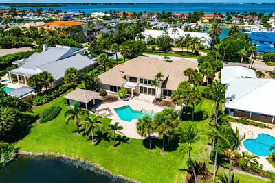 6780 SE SOUTH MARINA Way, Hutchinson Island – Single Family Residence for sale