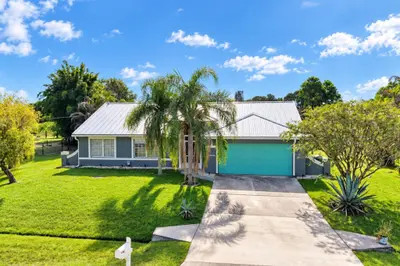 2461 SE ROCK SPRINGS Drive, Port St. Lucie – Single Family Residence for sale