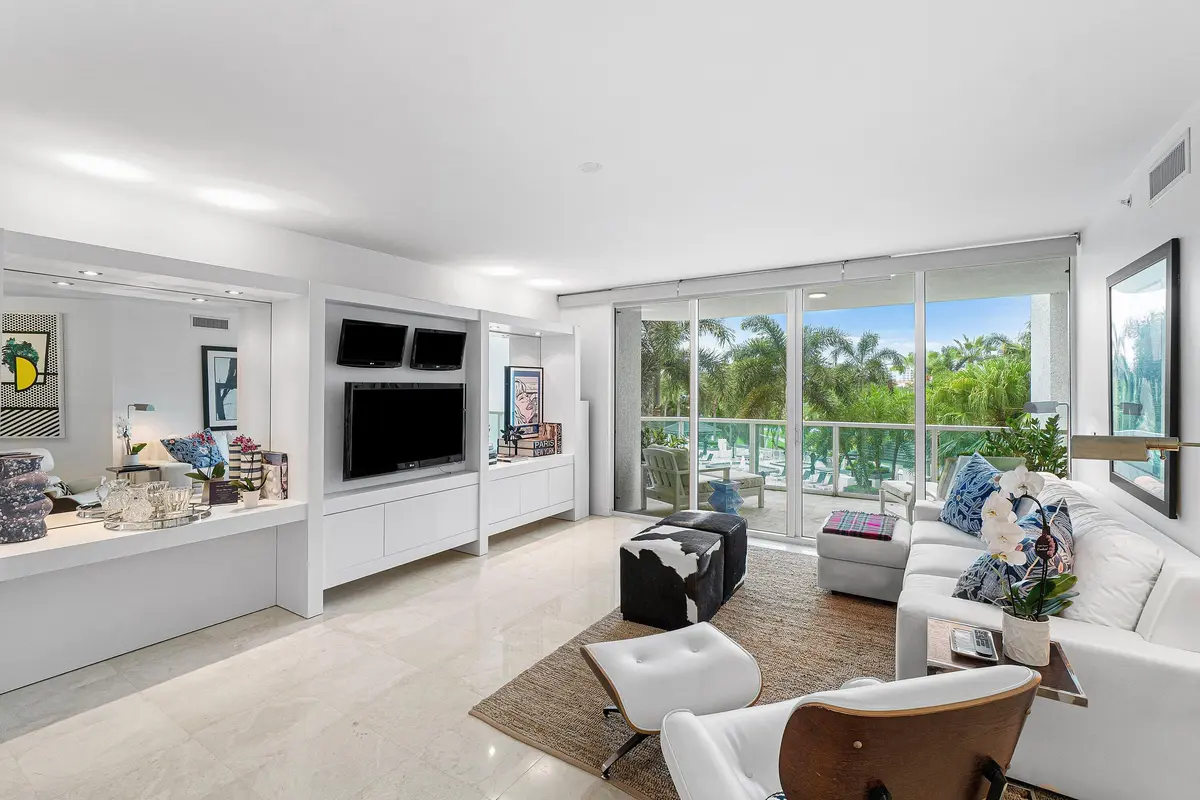 550 SE Mizner Blvd B309 Boca Raton FL 33 at 550 SE Mizner Boulevard B309, Boca Raton