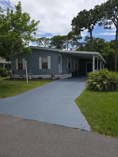 5631 HEMINGWAY Court C-04, Fort Pierce – Mobile Home for sale