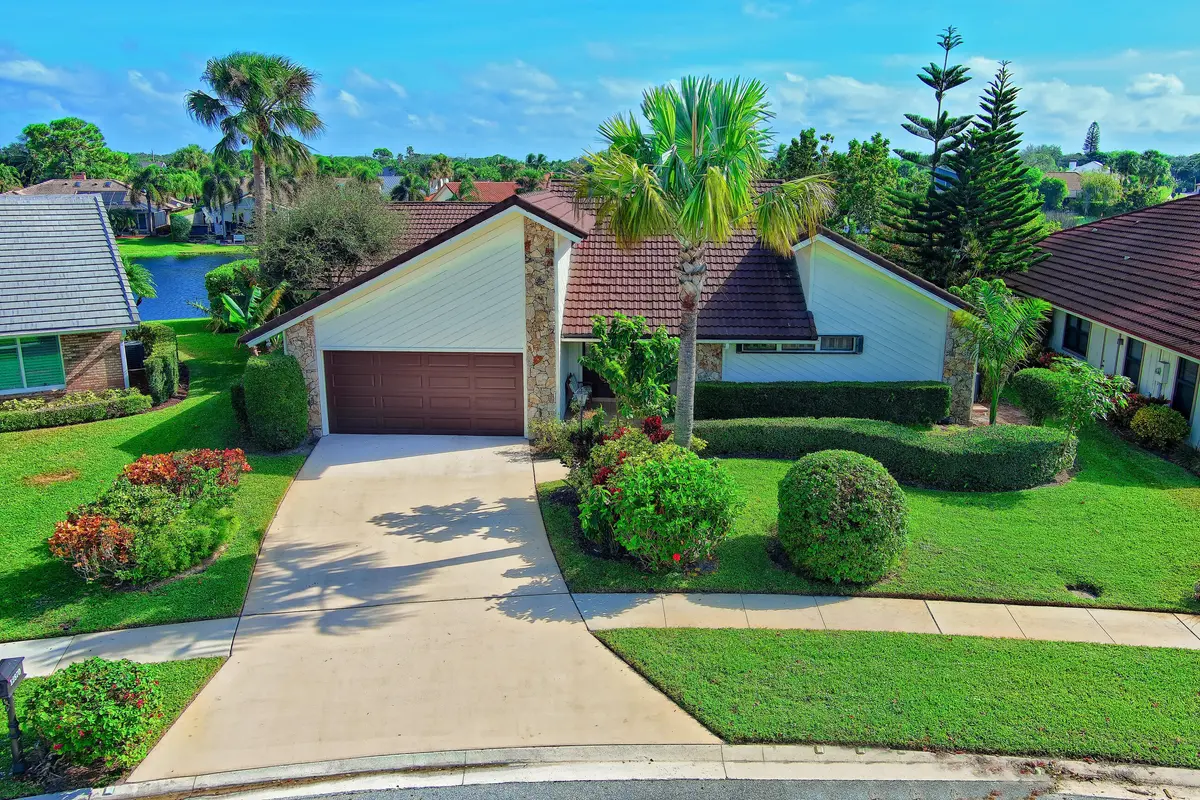 Front of Structure at 12870 La Rochelle Circle, Palm Beach Gardens