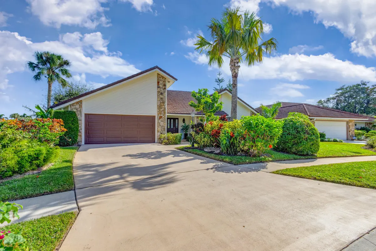 Front of Structure at 12870 La Rochelle Circle, Palm Beach Gardens