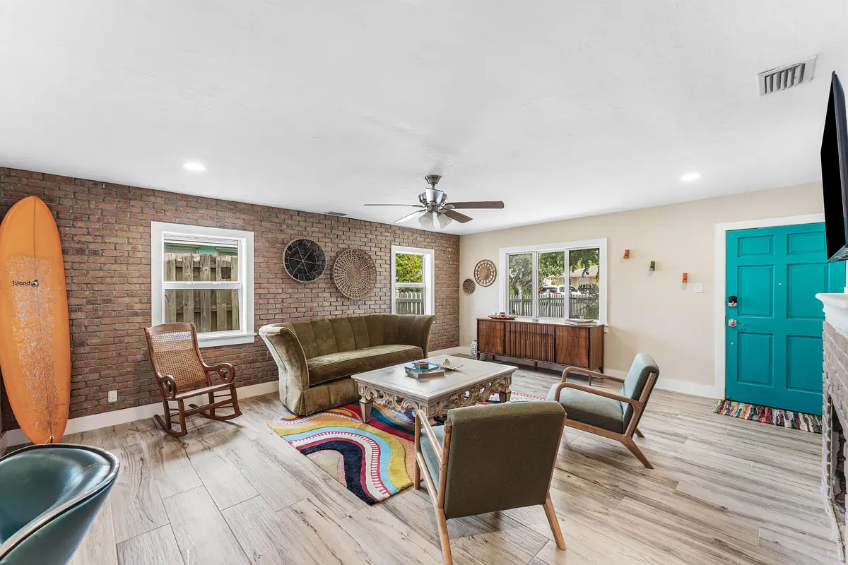 004-318WestMangoStreet-Lantana-FL-33462- at 318 W Mango Street, Lantana