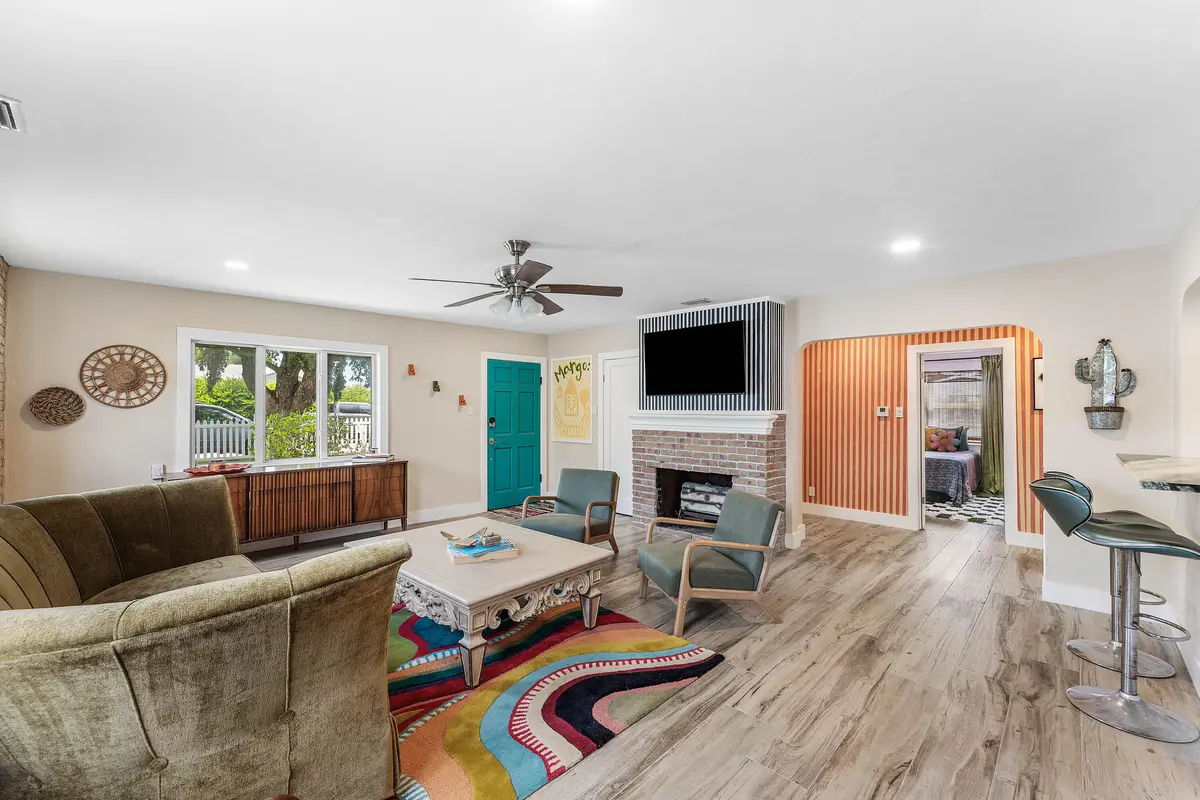 005-318WestMangoStreet-Lantana-FL-33462- at 318 W Mango Street, Lantana