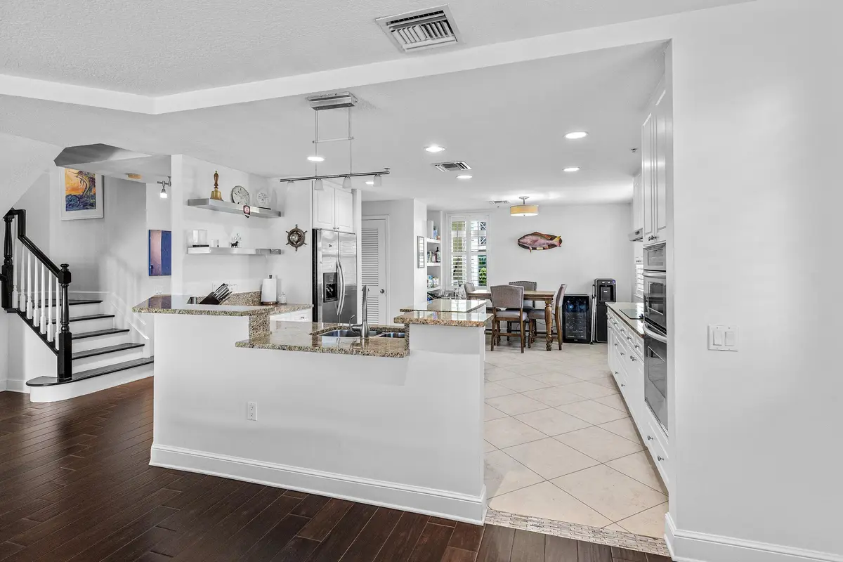 008-305EastOceanAvenue-TH7-Lantana-FL-33 at 305 E Ocean Avenue Th-7, Lantana