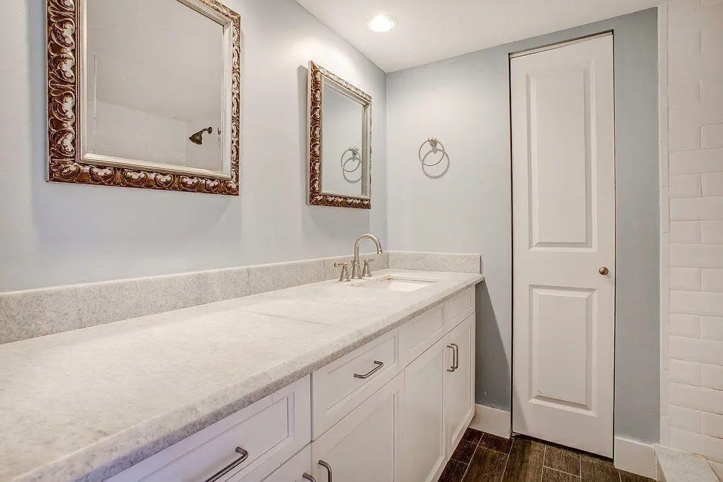 2nd Floor Master Bathroom at 204 2ND Court, Palm Beach Gardens