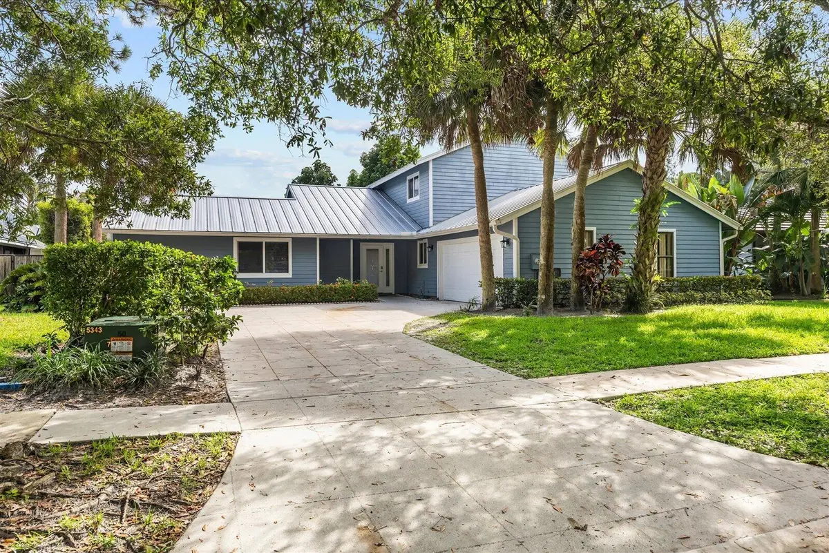 03-mist in-49 at 18831 MISTY LAKE Drive, Jupiter