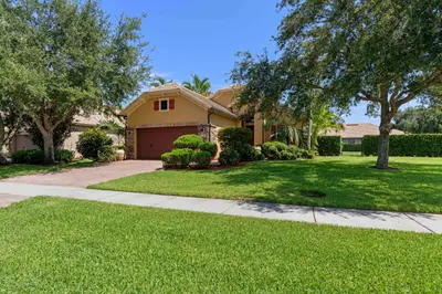 3305 FLORENCE Street, Wellington – Single Family Residence for sale