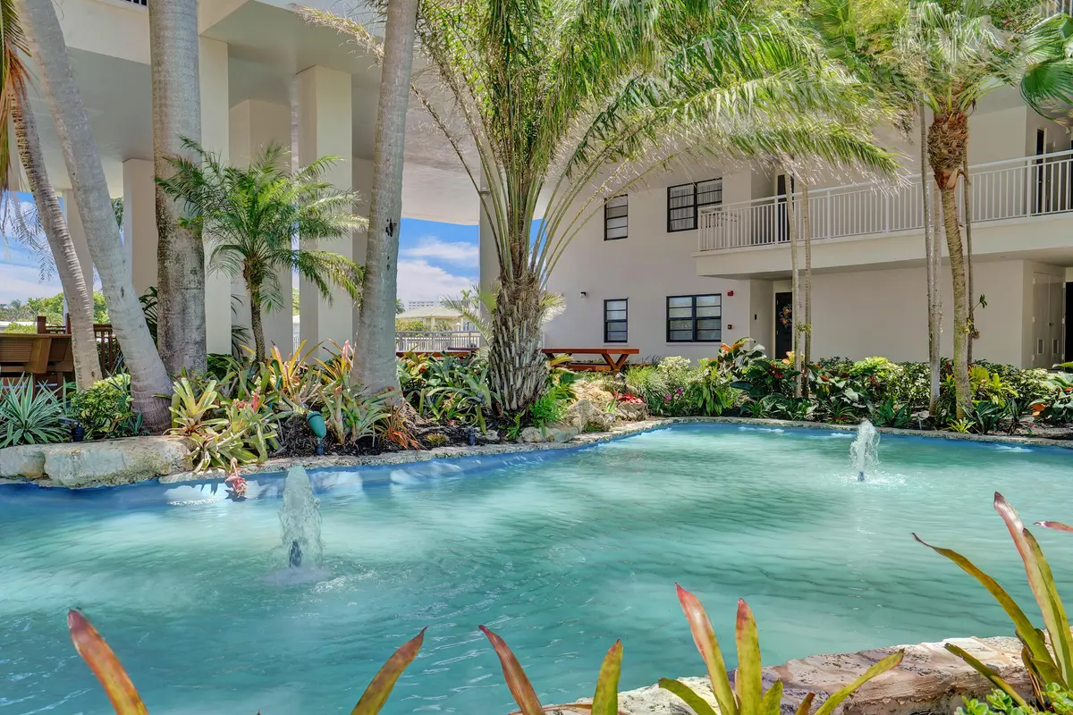 DSC06388 at 3100 NE 48TH Street 609, Fort Lauderdale