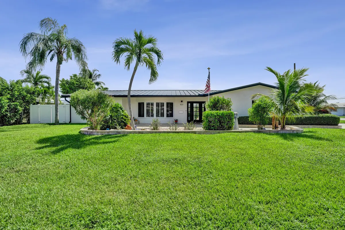 DSC09989 at 820 SE 6TH Avenue, Pompano Beach