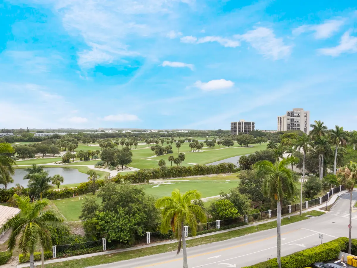 View from Kitchen at 1500 PRESIDENTIAL Way 701, West Palm Beach