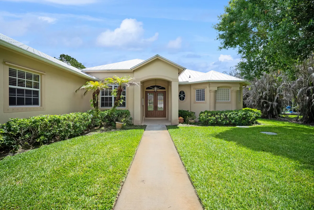 4_dsc03776 at 1106 SW THOREAU Court, Palm City