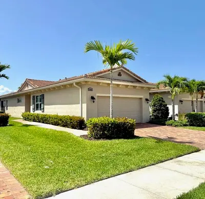 24040 SW FIRENZE Way, Port St. Lucie – Villa for rent