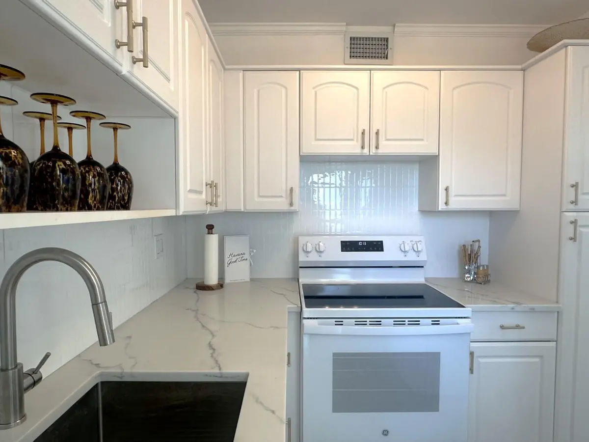 Kitchen at 2555 NE 11th Street 804, Fort Lauderdale